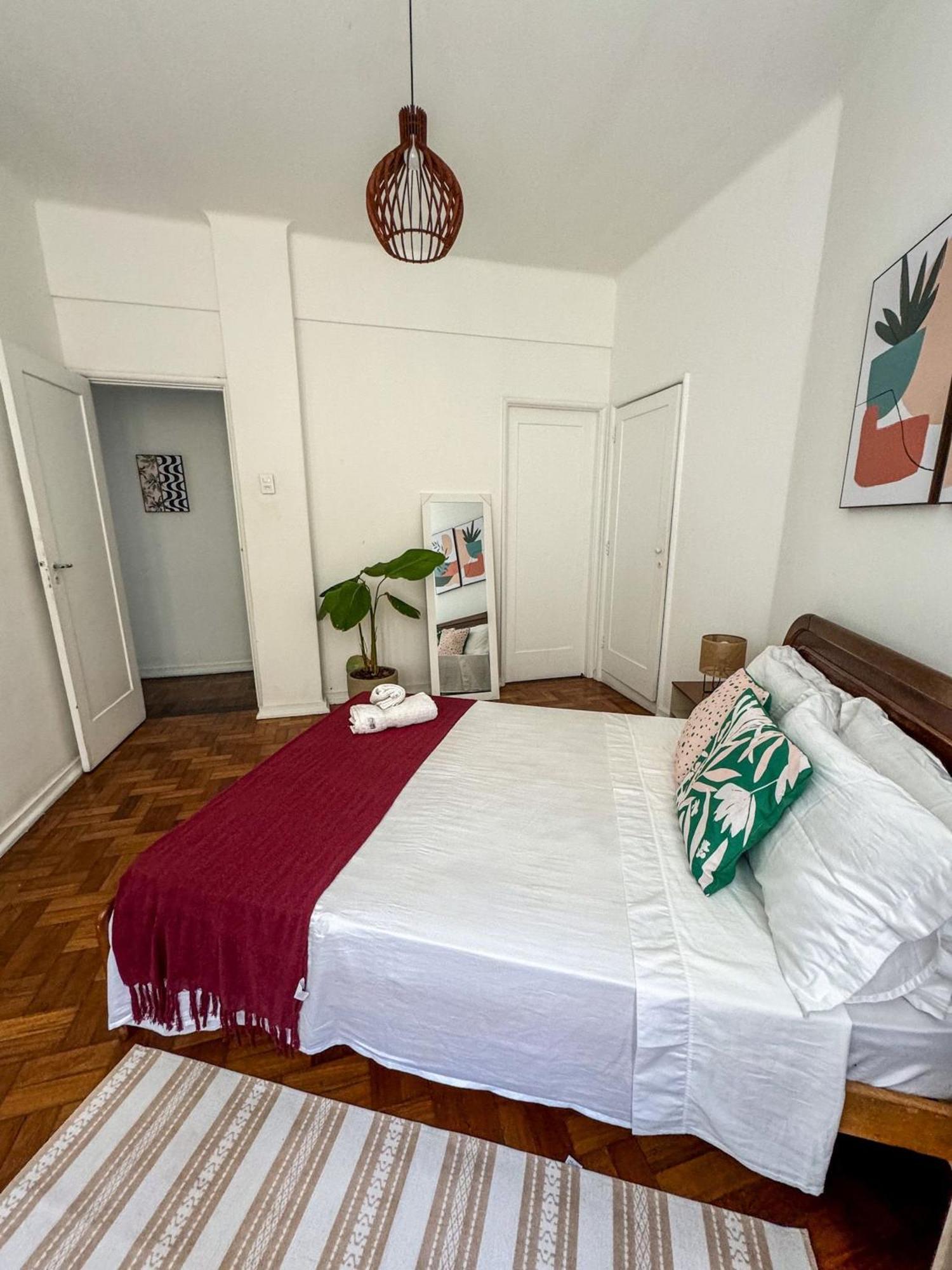 Stunning 3-bedroom Flat In The Heart Of Ipanema Apartamento